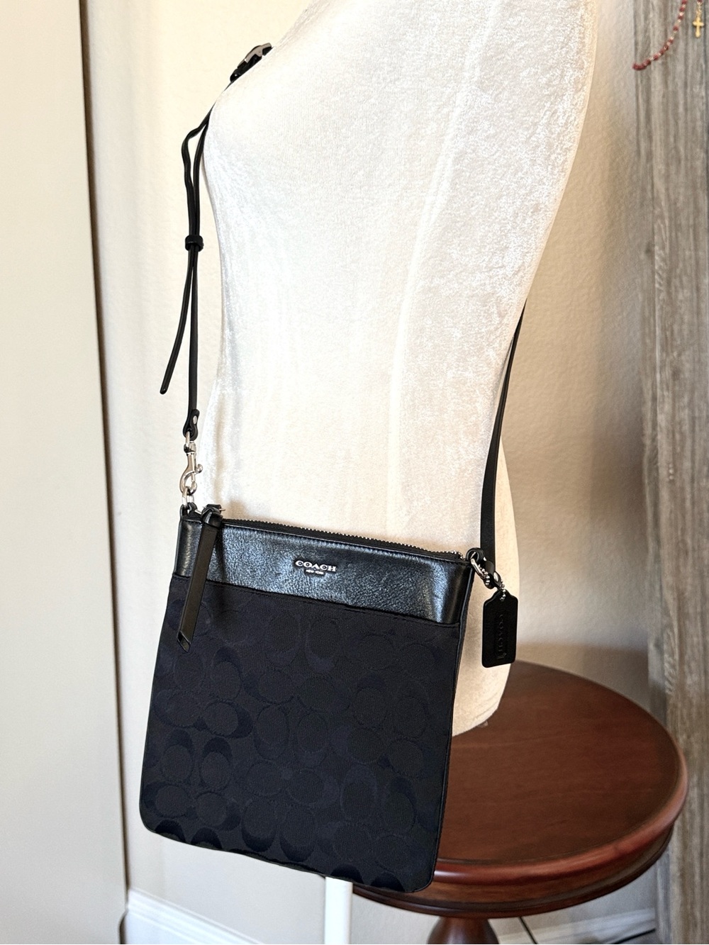 Coach Kitt Messenger Crossbody in Black Signature Jacquard